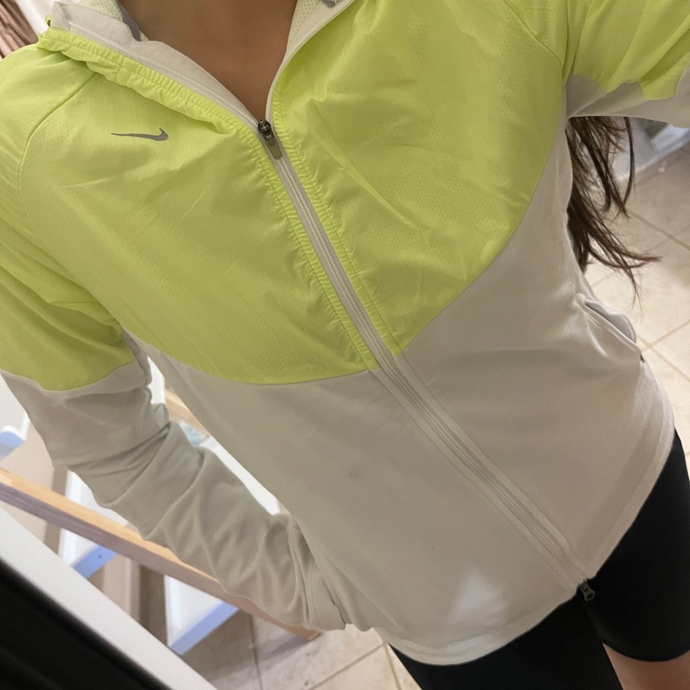 Nike DriFit Running Jacket